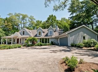 157 N Signal Hill Rd, North Barrington, IL 60010