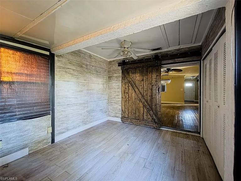 7631 Piping Rock Ct — Photo 12
