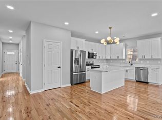 216 S Dunlop St, Petersburg, VA 23803