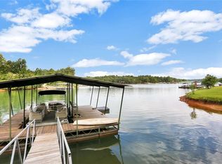 297 Johnsons Cove Rd, Seneca, SC 29672