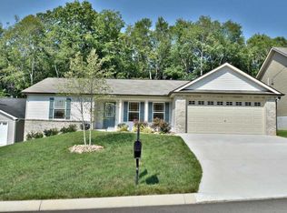 1710 Cove Oak Ln, Knoxville, TN 37909