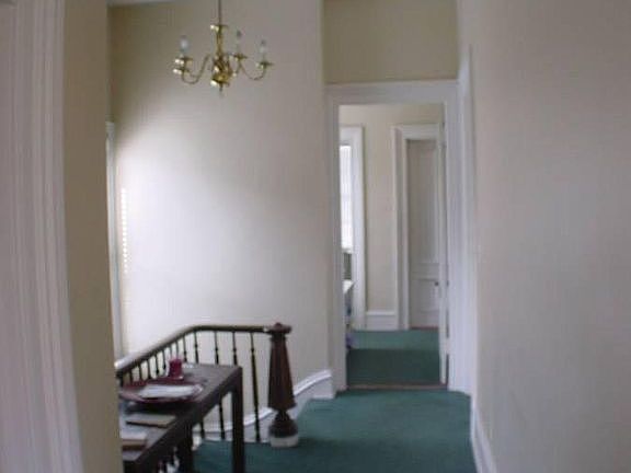 Upstairs Front Hall