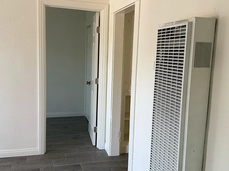 1170 W Rialto Ave — Photo 10