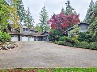 13812 32nd Ave, Surrey, BC V4P 2B8