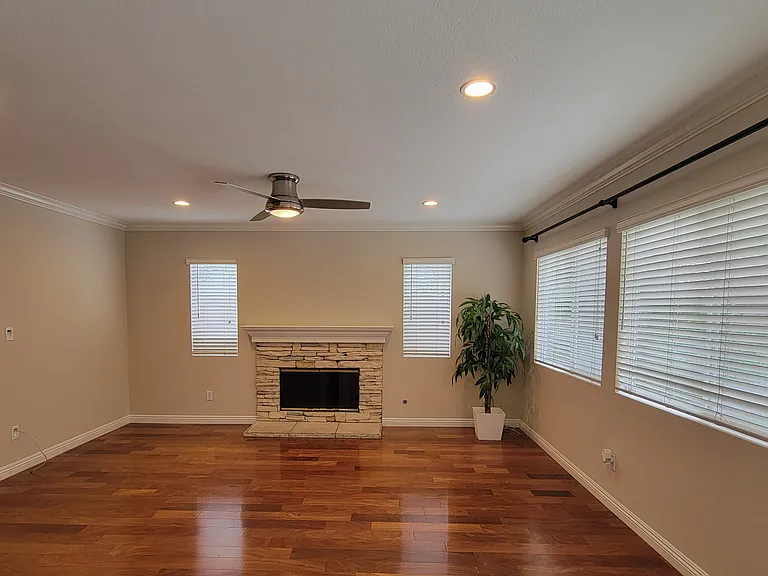 29 Sorenson — Photo 9