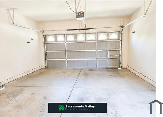 1901 Yarnell Way — Photo 22