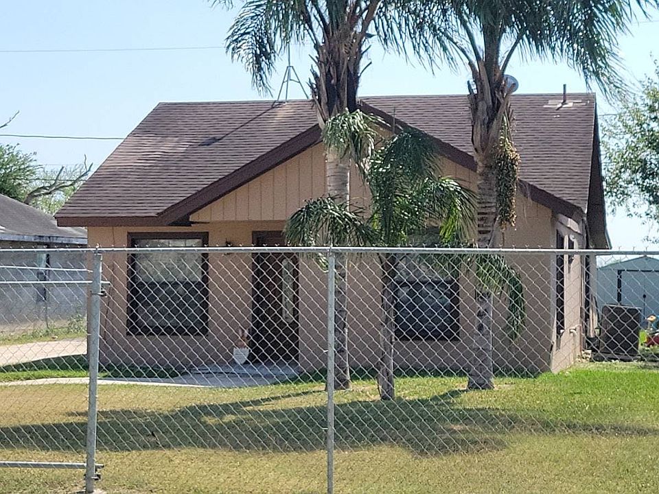 1st image of 221 J.r. Becerra Ave
