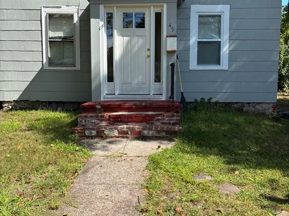 49 Railroad Ave, Norwood, MA 02062