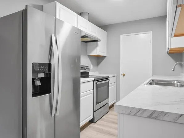 8000 University Ave Unit 202, La Mesa, CA 91942