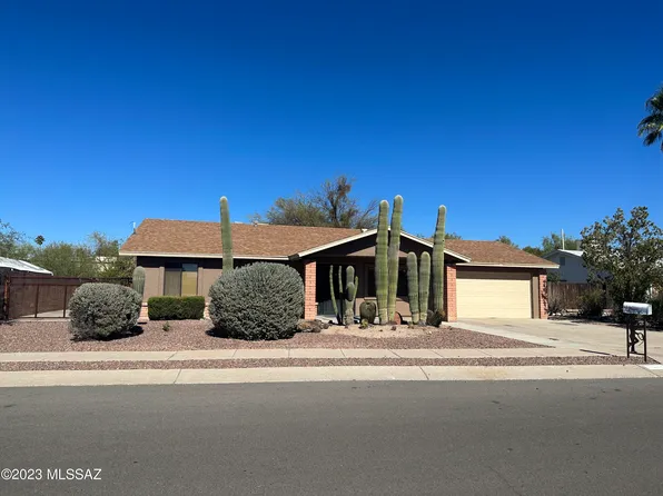 3100 W Wildwood Dr, Tucson, AZ 85741