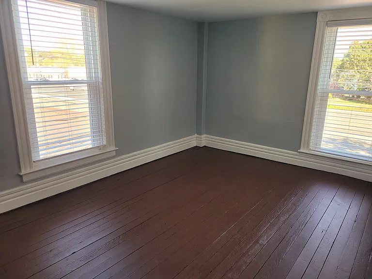 5 Powell Ave — Photo 25