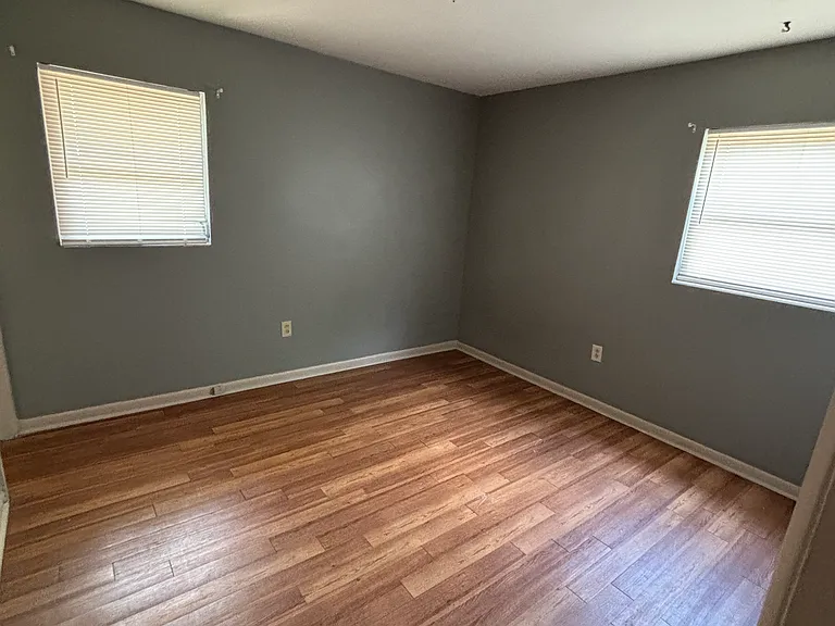 446 SW Theresa Ct — Photo 9