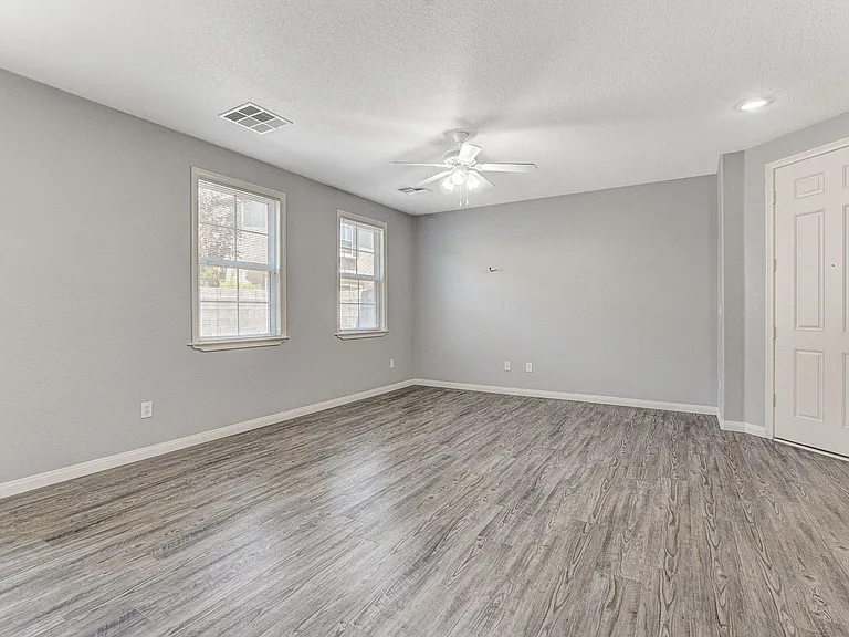 3909 Sweet Pine St #102 — Photo 7