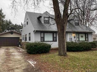 5408-5410 Camden Rd, Madison, WI 53716