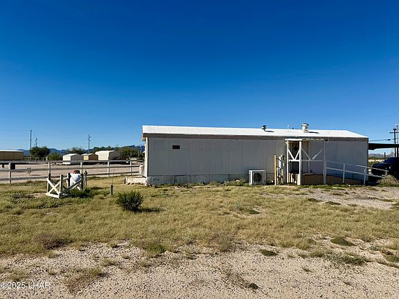 4th image of 32473 Avenue 42 E