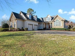 1188 S Barton Rd, Taylors, SC 29687