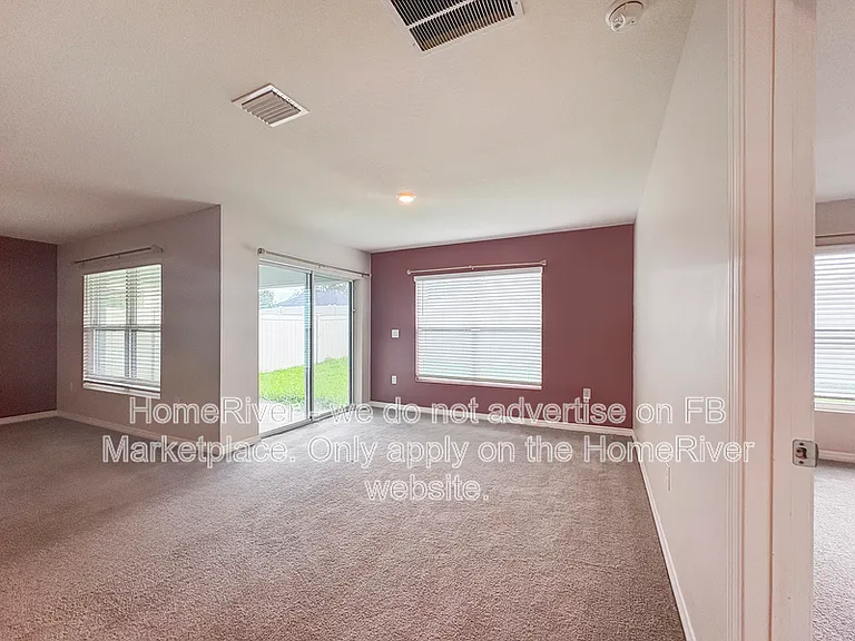 8780 SW 49th Cir — Photo 4
