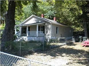 2nd image of 2513 Wilder St