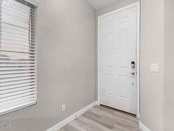 3rd image of 2572 E BELLERIVE Drive