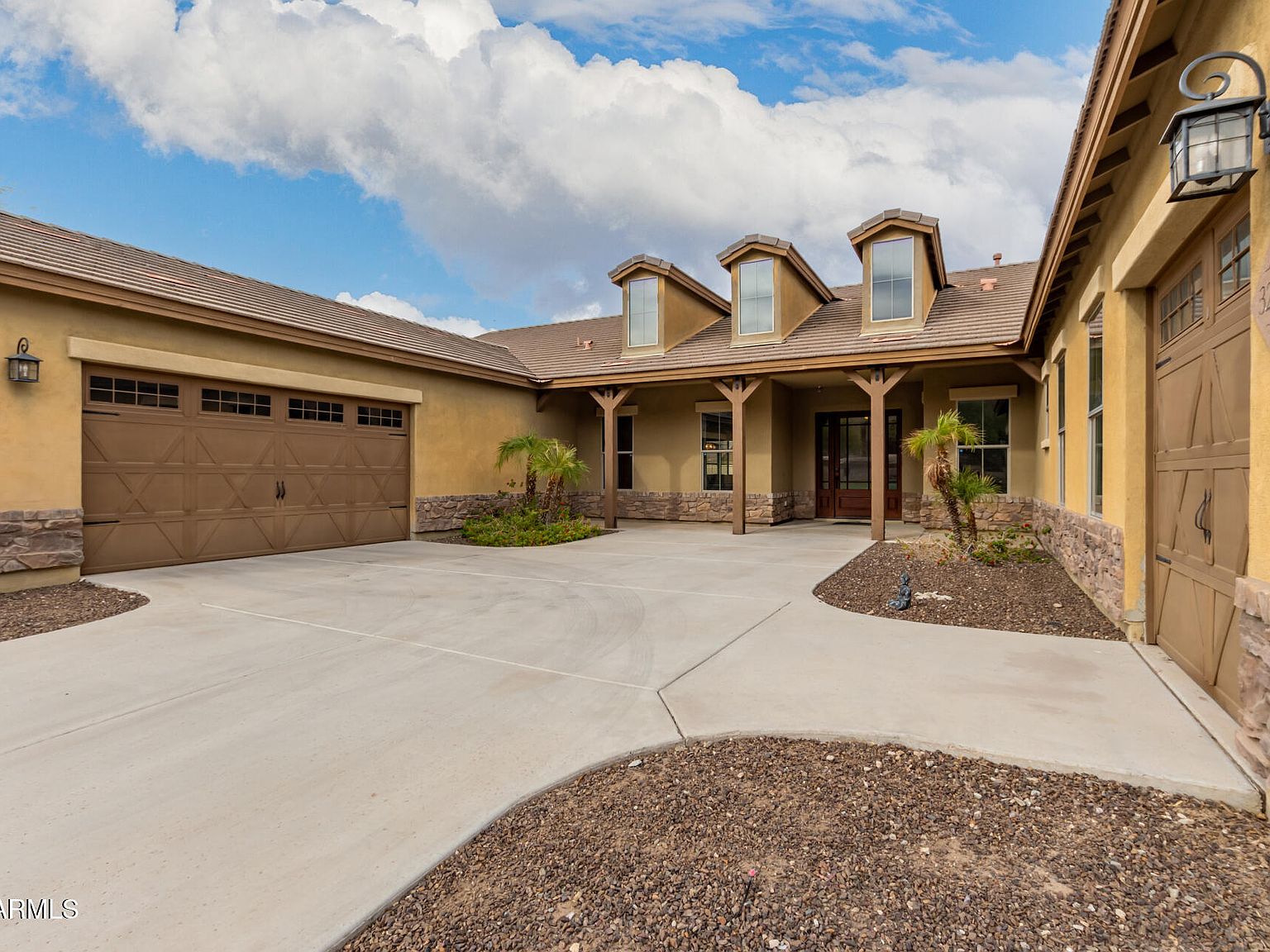 3234 E IAN Drive, Phoenix, AZ 85042 | Zillow