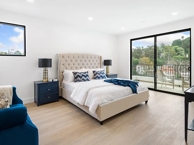 3659 1/2 Regal Pl — Photo 19