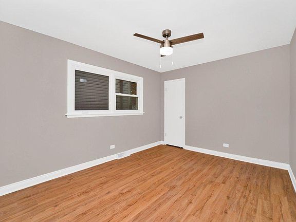 5th image of 2520 East Ave