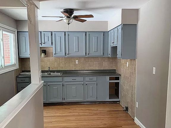 2nd image of 9009 Trefore Ave