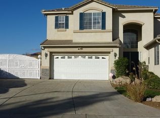 5725 E Pitt Ave, Fresno, CA 93727