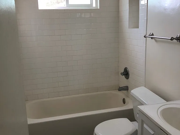 4301 E 5th St #2 — Photo 7