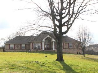 1812 Holden Ct, Spring Hill, TN 37174