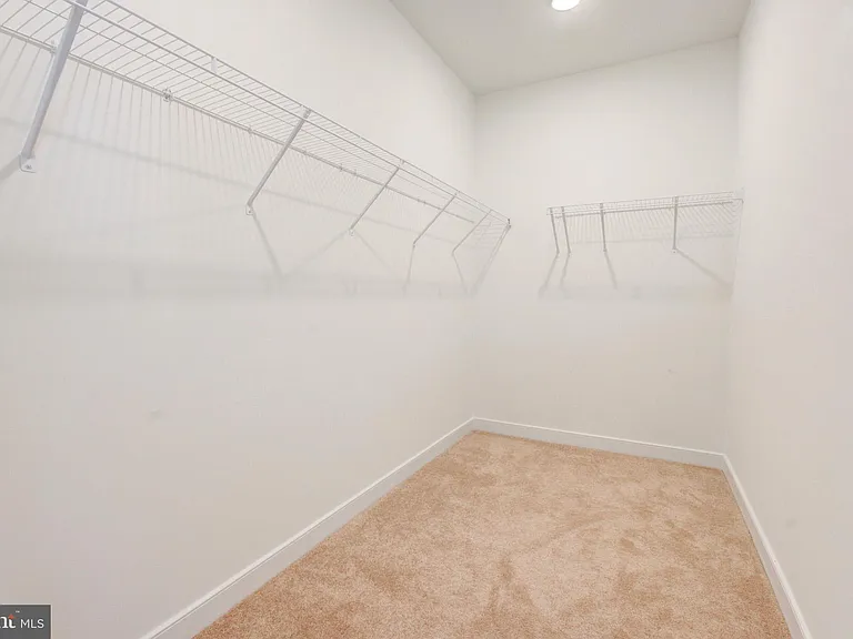 16108 Frederick Rd — Photo 37