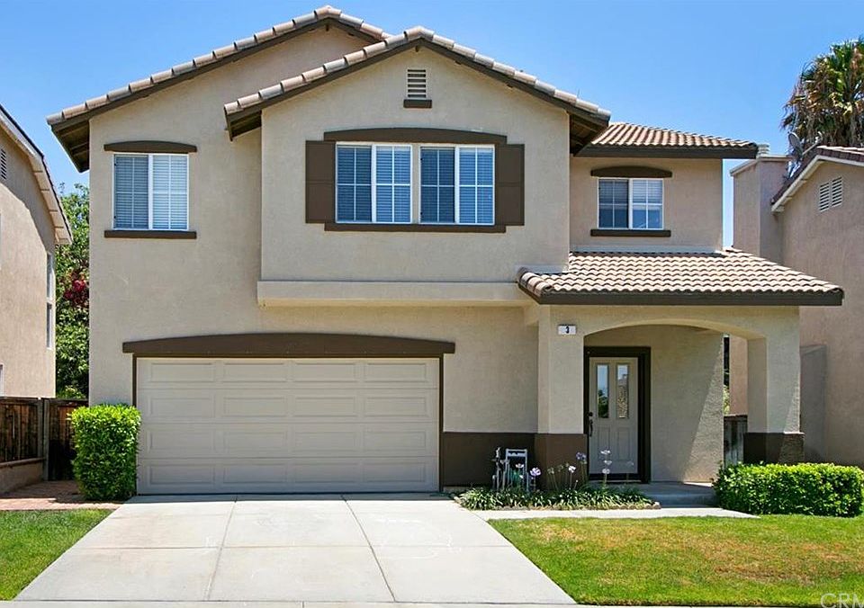 1st image of 3 Hollyhock Dr