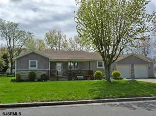 1119 Lakeside Dr, Egg Harbor Township, NJ 08234