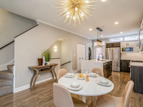 16 S Aberdeen St Unit 9, Chicago, IL 60607