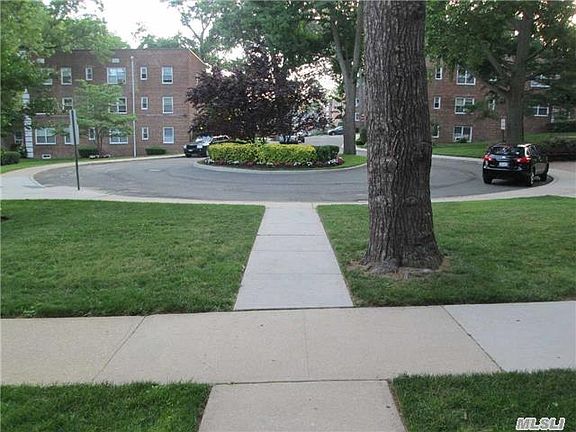 4th image of 15 Edwards St APT 1J