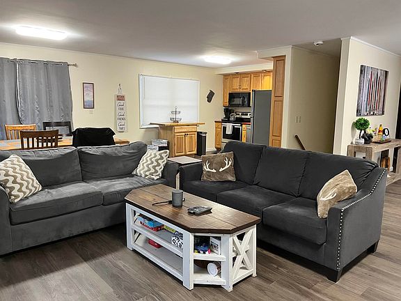 3rd image of 8 Charter Hill Drive