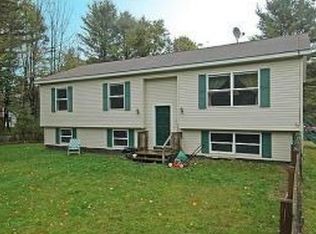 15 Alton Dr, East Thetford, VT 05043