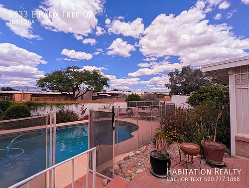 8933 E Palm Tree Dr Photo 1