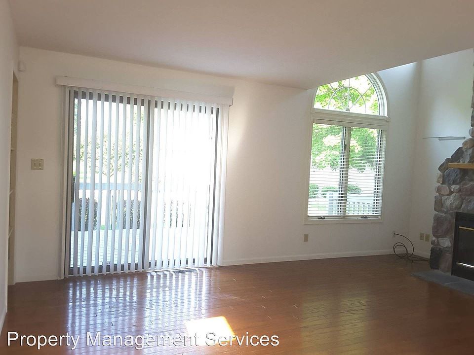 921 Larimer Dr Goshen IN Zillow