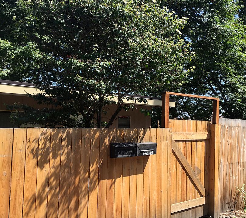 2nd image of 2251 NE Blakeley St #8838555