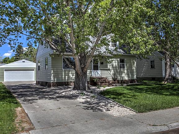 2nd image of 1329 Avenue E
