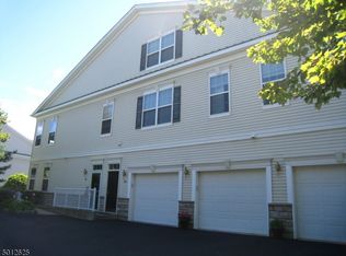 702 Brook Hollow Dr #702, Whippany, NJ 07981