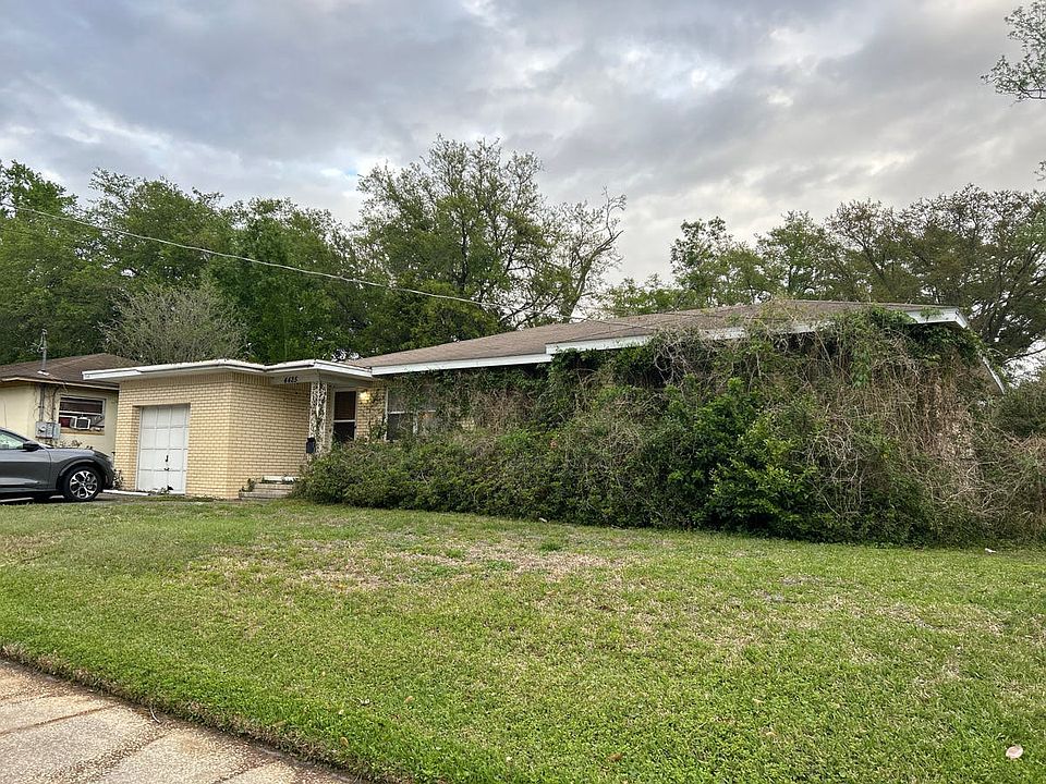 2nd image of 4425 Jammes Rd