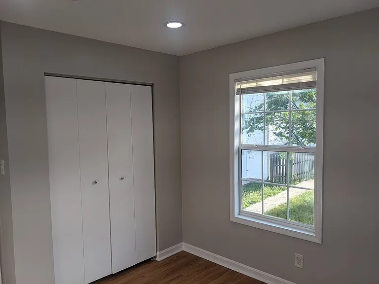 443 Nicoll Ave — Photo 12