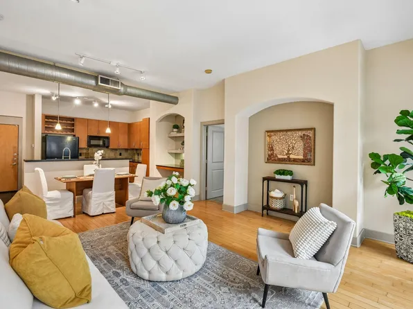 1901 Post Oak Blvd APT 2607, Houston, TX 77056