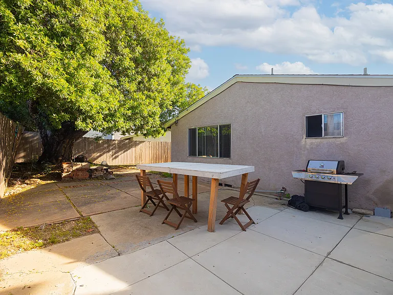 5382 Hewlett Dr — Photo 19