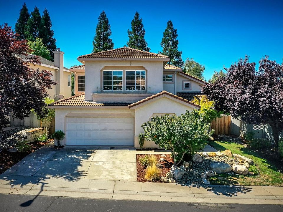 1st image of 3243 Europa St