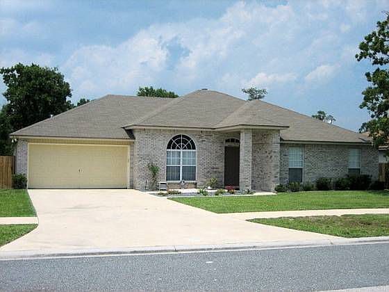 1st image of 3104 Brook Haven Ct