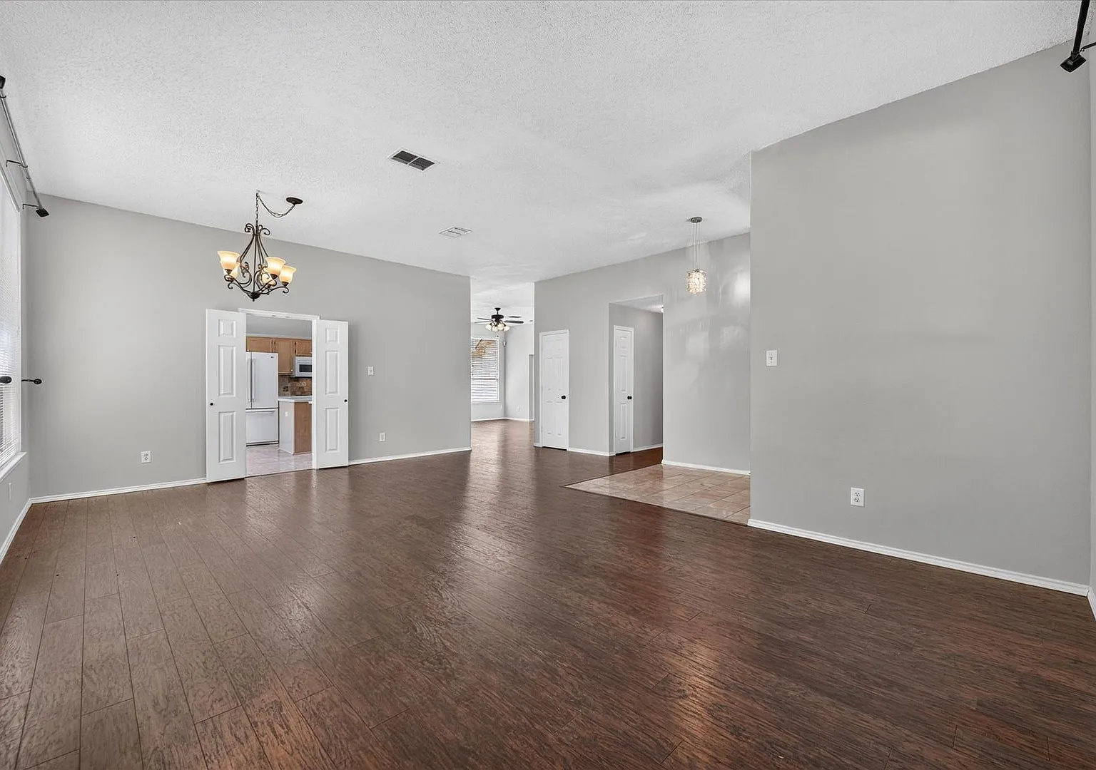 Charming 3BR/2BA Home in Lewisville Move-In Ready! — Photo 3
