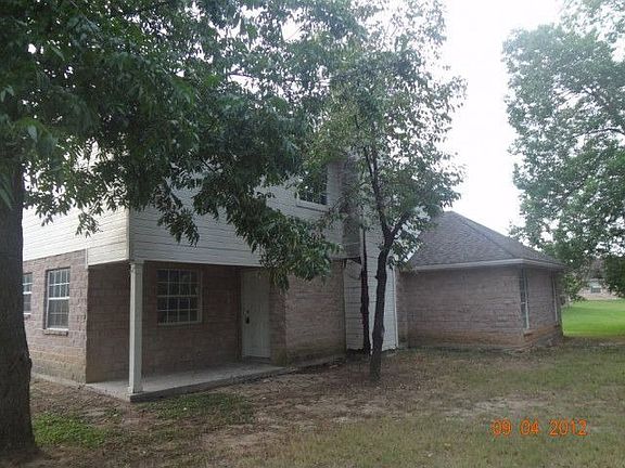 4th image of 109 N Garvin St